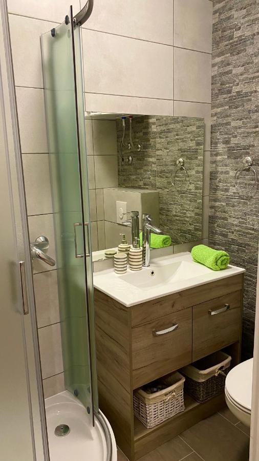 Studio Apartma Sara Apartment Piran Bagian luar foto