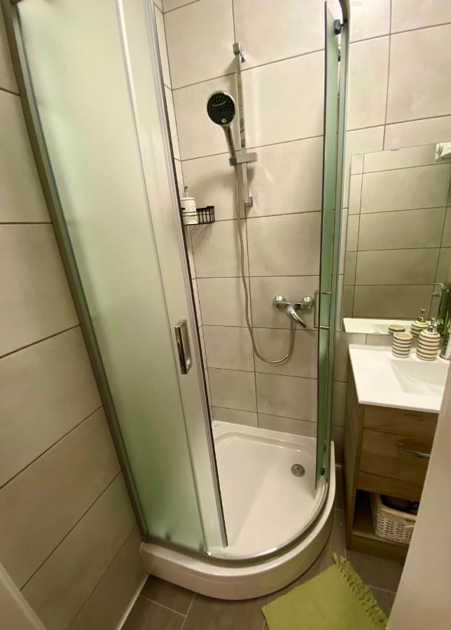 Studio Apartma Sara Apartment Piran Bagian luar foto